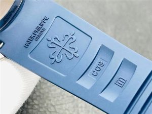 zf厂V3版商务正装一身的PatekPhilippe海底探险者百达翡丽蓝手雷细节评测插图3