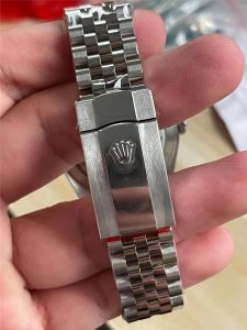 vs厂复刻版劳力士日志蓝盘五珠搭配3235机芯做工细节评测插图7
