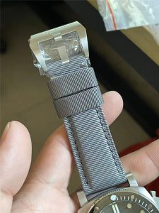 vs厂出品的沛纳海潜行系列PAM01288磨砂eSteel腕表做工细节评测！插图5