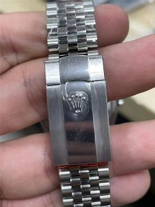 vs厂劳力士日志绿萝126333搭配丹东3235机芯怎么样？插图1
