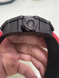 由SS改装团队倾力搭配的碳纤维复刻表理查德米勒RM35-01怎么样插图4