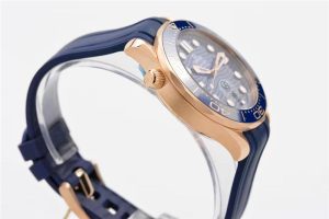 VS工厂海马300米全玫瑰金蓝盘怎么样（VS的欧米茄海马300米全玫瑰金蓝板复制手表能否通过柜台？）插图5