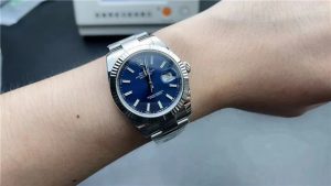 VS新品劳力士日志36mm复刻腕表质量评测！（vs厂劳力士36蓝盘日志搭配丹东3235机芯可靠吗）插图1