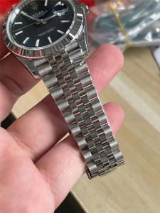 VS新品劳力士日志36mm复刻腕表质量评测！（vs厂劳力士36蓝盘日志搭配丹东3235机芯可靠吗）插图4