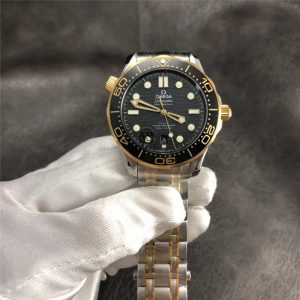 欧米伽复刻表海马系列间金黑盘评测！VS工厂海马300复刻表做工小细节与机芯稳定性都是整个市场上的天花板级别！插图