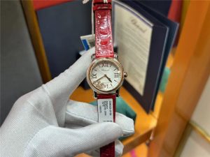 萧邦 CHOPARD 快乐钻系列复刻表评测：闪耀时尚的绝世精品插图1