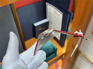 萧邦 CHOPARD 快乐钻系列复刻表评测：闪耀时尚的绝世精品插图2