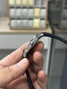 《3K 厂百达翡丽手雷一体化 330 机芯拆解对比原版：差距究竟有多大？》插图2