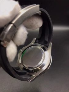 VS游艇升级V3配重版搭配3235机芯评测-白游艇通勤腕表！插图2
