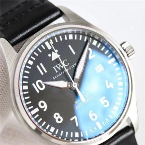 IWC万国马克系列马克飞行员二十IW328201030507细节评测。插图2