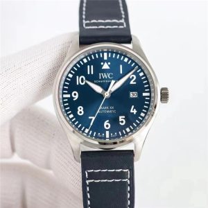 IWC万国马克系列马克飞行员二十IW328201030507细节评测。插图3