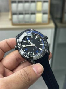 VS厂海马600米深海之蓝复刻表值得入手吗？（VS厂欧米茄海马600米深海之蓝复刻表细节做工评测）插图3