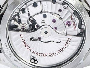 全面剖析VS厂欧米茄海马150米白盘腕表的质量细节插图1