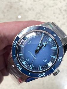 VS厂的欧米茄海马300米冰蓝面幽灵党推荐评测插图2
