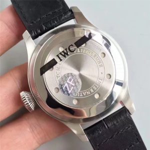 ZF厂V2版万国大飞复刻表（IWC500912）：品质与魅力的完美组合插图4