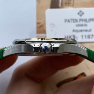 百达翡丽AQUANAUT – 5067A 系列绿面表盘复刻女表推荐评测插图4