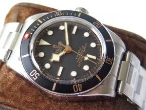 ZF帝舵碧湾系列M79030N – 0001腕表：复古经典的匠心复刻与入手推荐理由插图3