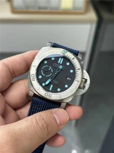 VS厂沛纳海PAM985潜行系列复刻表：品质与工艺的深度剖析！插图2