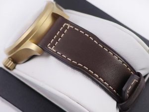 ZF工厂万国复刻表IWC喷火战机飞行员UTC世界标准时间腕表“MJ271”特别版细节解读插图5