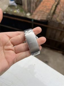 VS厂欧米茄海马300：与正品8800机芯差异及综合剖析插图4