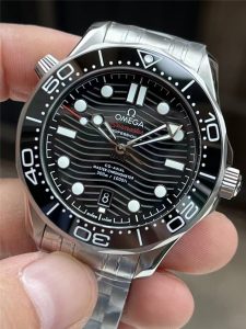 探秘VS厂欧米茄海马300价格迷宫:如何明辨高低,精准入手(VS厂欧米茄海马300价格一般多少)